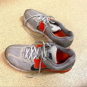 Used Men’s Nike Workout Shoes